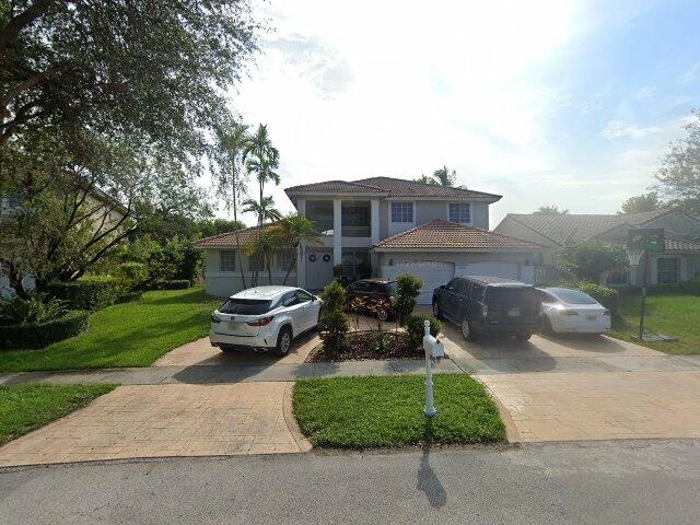 House image located at Hollywood, FL 33027