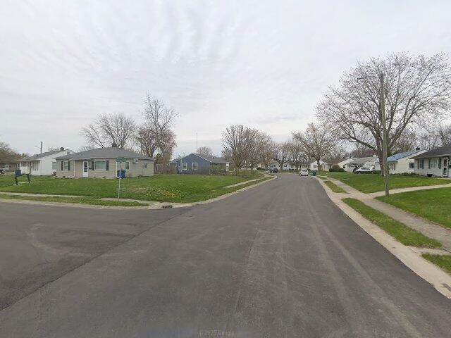 House image located at Fenton, MI 48430