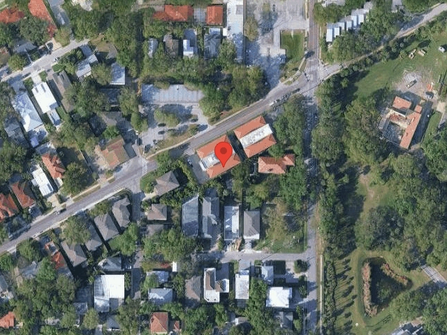 House image located at Tampa, FL 33611