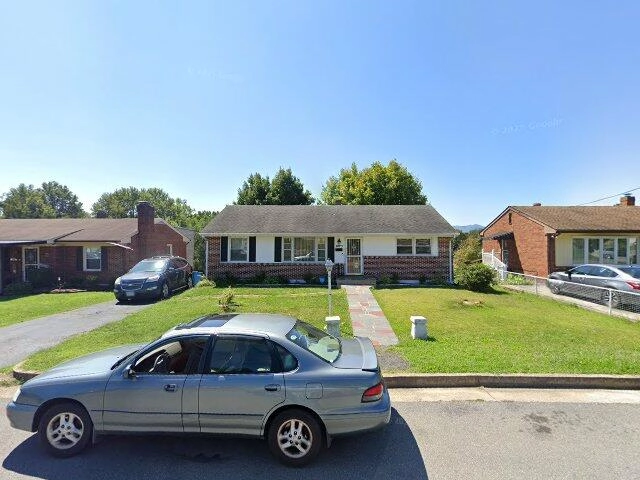 House image located at Roanoke, VA 24017