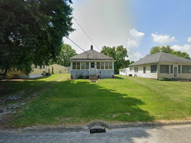 House image located at Hillsboro, IL 62049