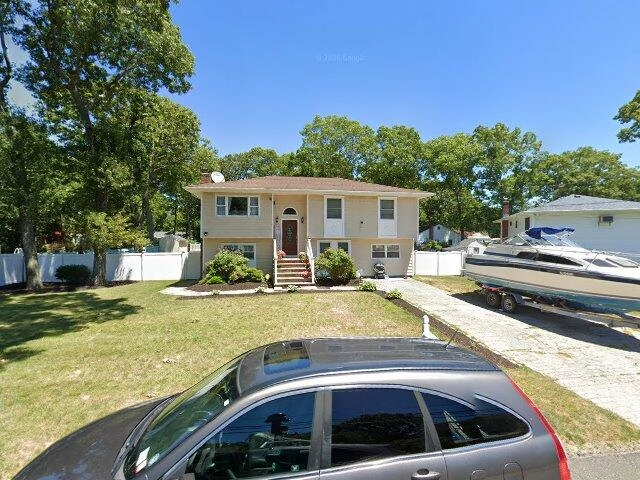House image located at Shirley, NY 11967
