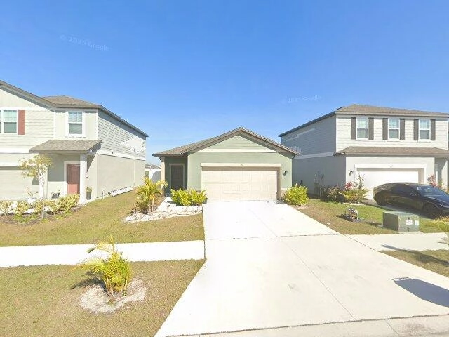 House image located at Ruskin, FL 33570