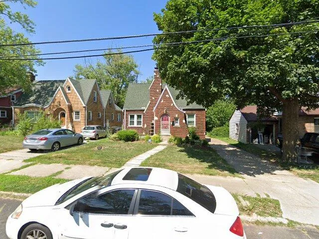 House image located at Peoria, IL 61604