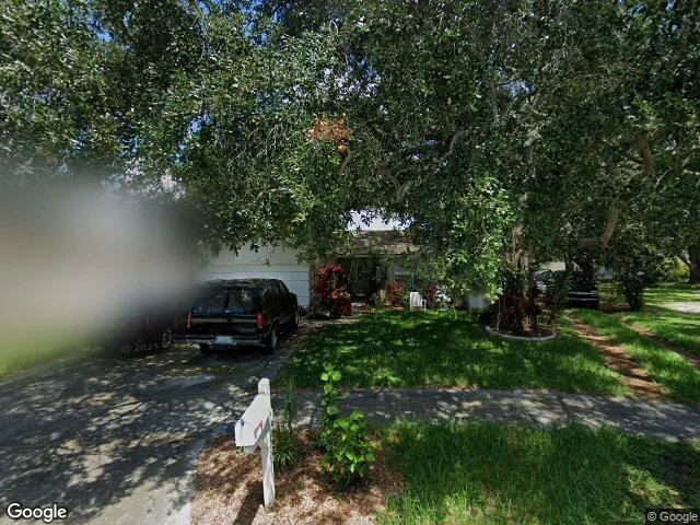 House image located at Dunedin, FL 34698