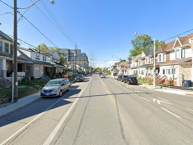 House image located at Akron, OH 44320