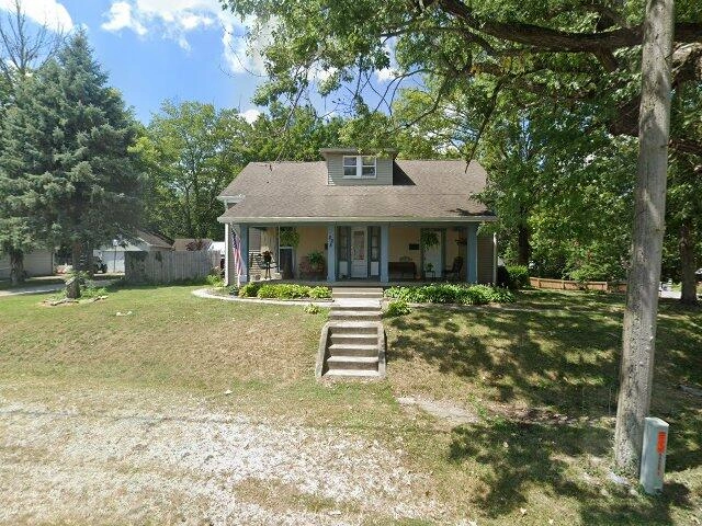 House image located at Knightstown, IN 46148