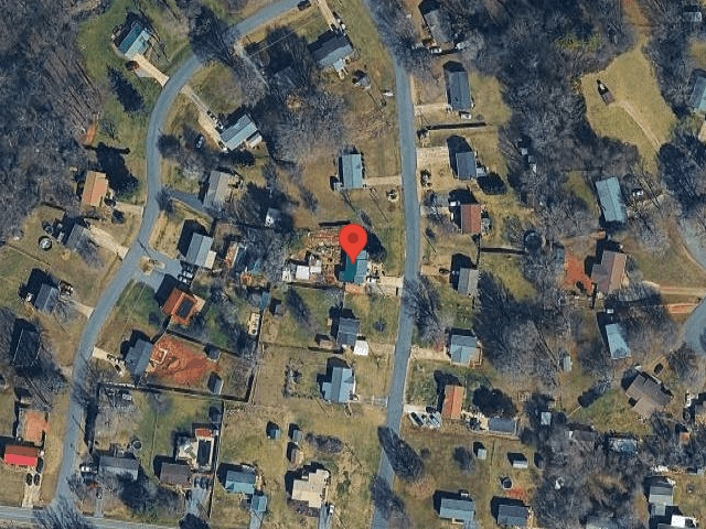 House image located at Hickory, NC 28602