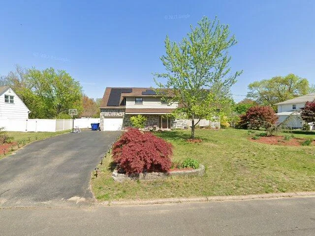 House image located at Riverton, NJ 08077
