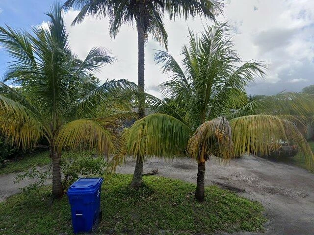 House image located at Hollywood, FL 33023