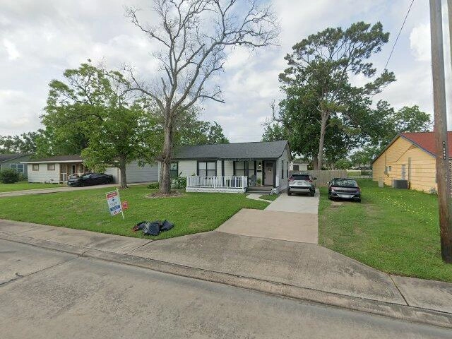 House image located at Lake Jackson, TX 77566