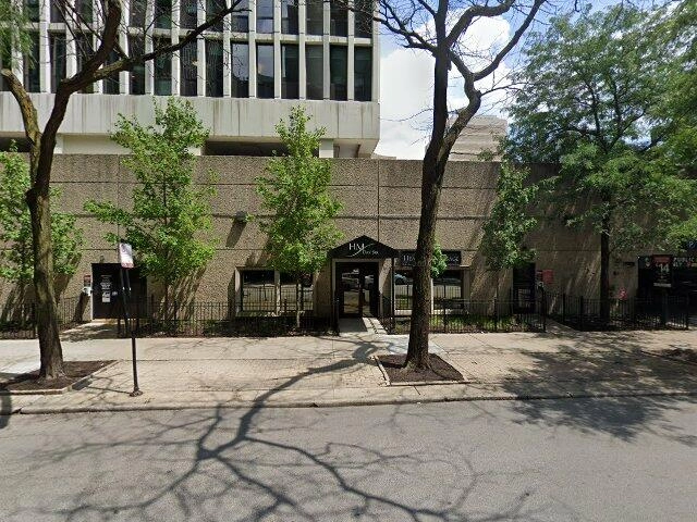 House image located at Chicago, IL 60610