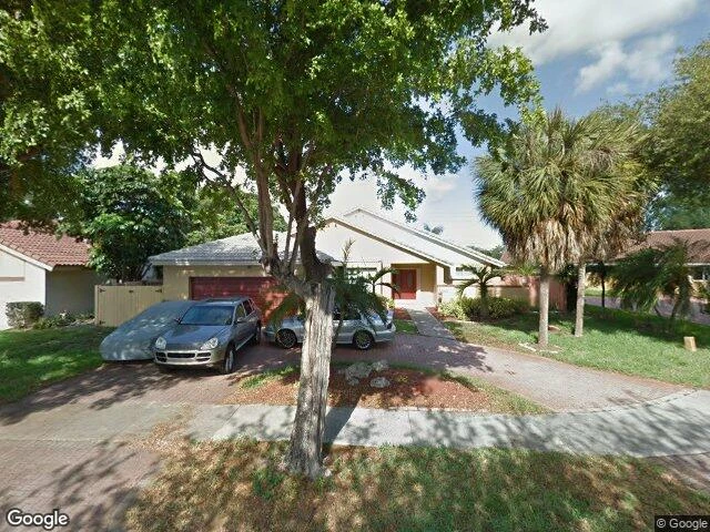 House image located at Hialeah, FL 33016