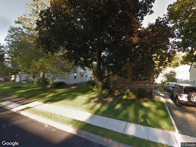 House image located at Hawthorne, NJ 07506