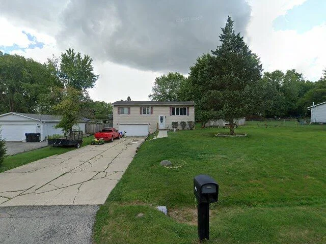 House image located at Mchenry, IL 60051