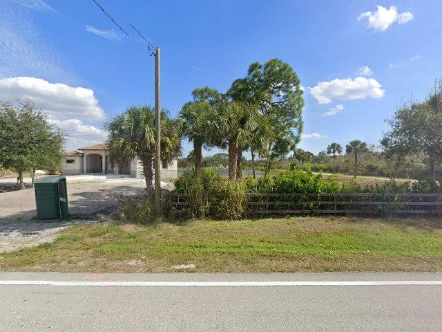 House image located at Fort Myers, FL 33905