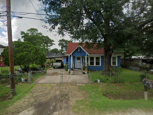 House image located at Houston, TX 77091