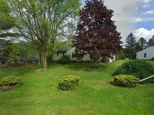 House image located at Akron, OH 44312