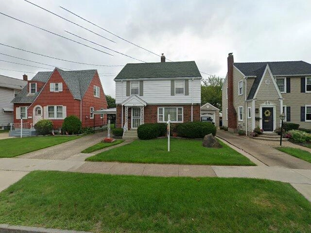 House image located at Niagara Falls, NY 14305