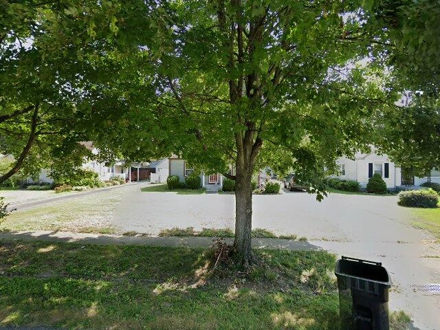 House image located at Louisville, KY 40216