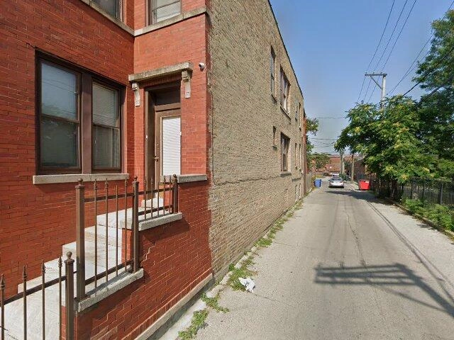 House image located at Chicago, IL 60644