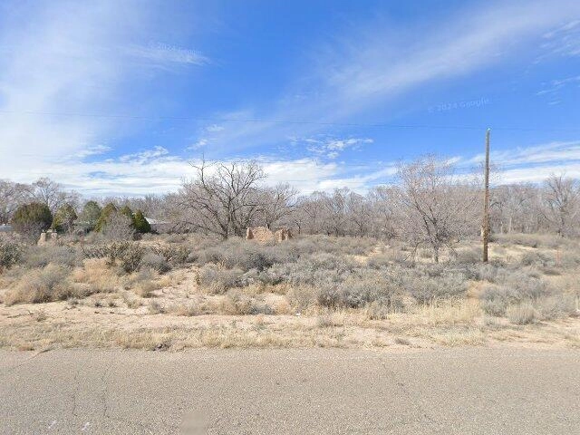 House image located at Los Lunas, NM 87031