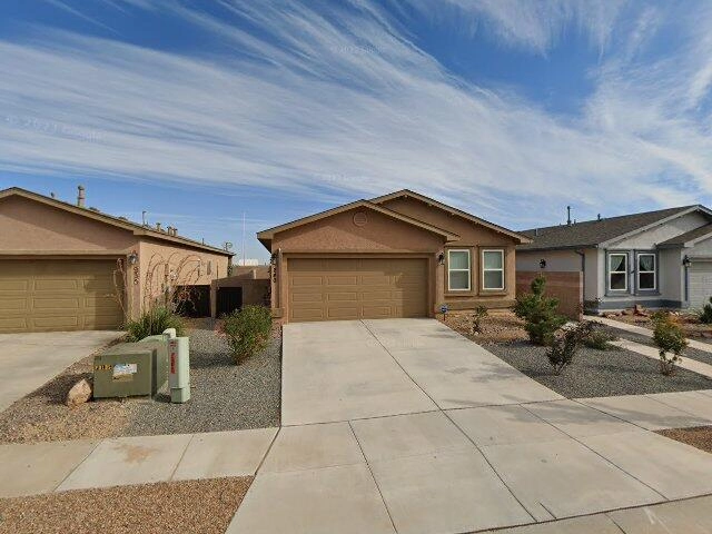 House image located at Los Lunas, NM 87031