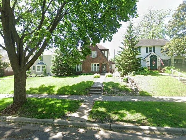 House image located at Saint Paul, MN 55105