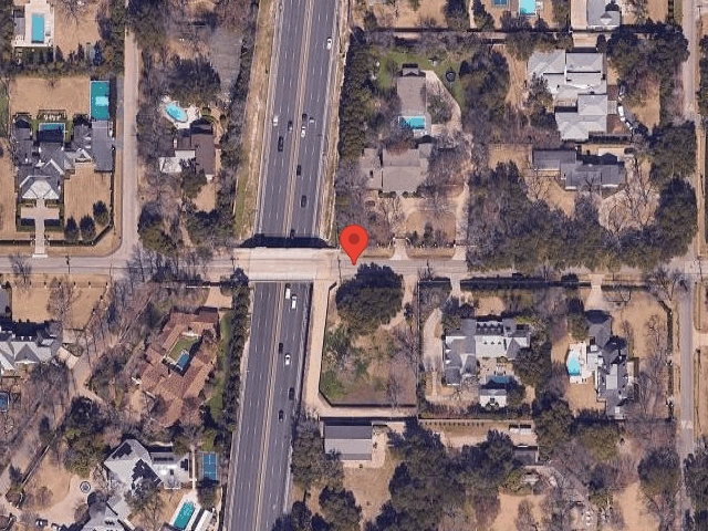 House image located at Hendersonville, NC 28791