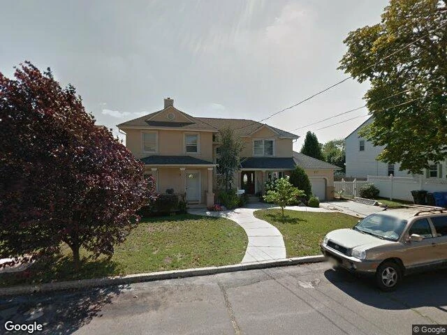 House image located at Woodbridge, NJ 07095