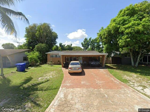 House image located at Hollywood, FL 33024