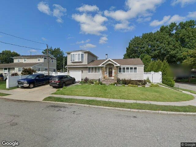 House image located at Commack, NY 11725