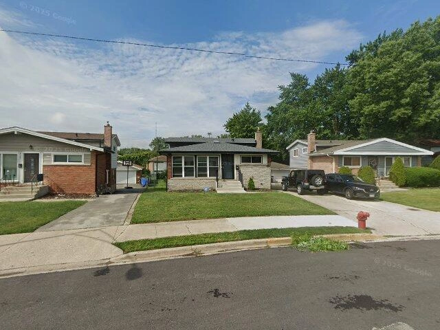 House image located at Chicago, IL 60619