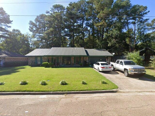 House image located at Jackson, MS 39204