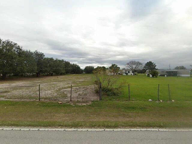 House image located at Fort Meade, FL 33841