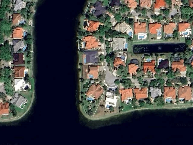 House image located at Hollywood, FL 33029