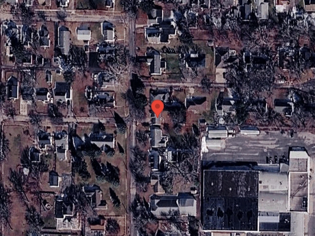 House image located at Bowling Green, OH 43402