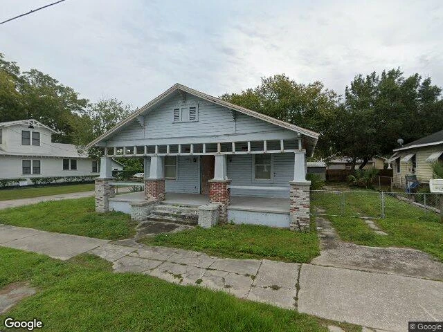 House image located at Tampa, FL 33605