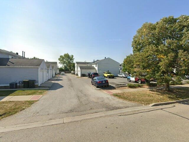 House image located at Round Lake, IL 60073