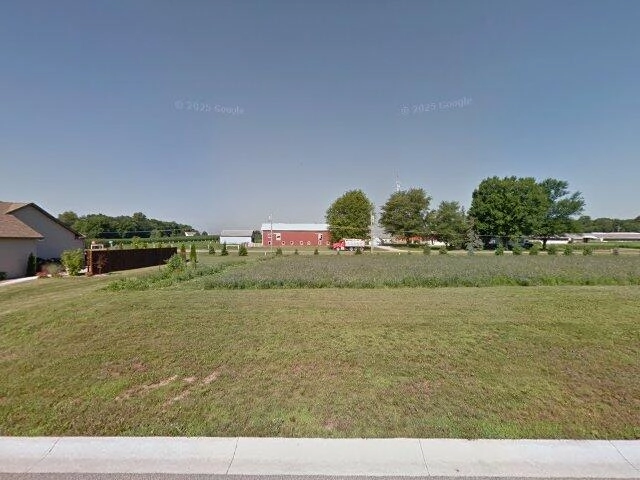 House image located at New Paris, IN 46553