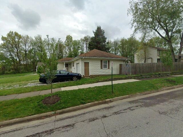 House image located at Akron, OH 44312