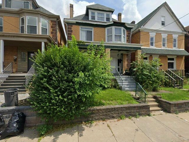 House image located at Pittsburgh, PA 15218