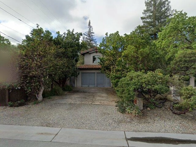 House image located at Oakland, CA 94602