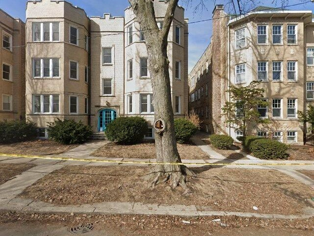 House image located at Chicago, IL 60660