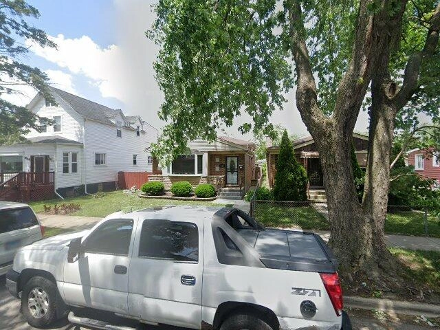 House image located at Chicago, IL 60628