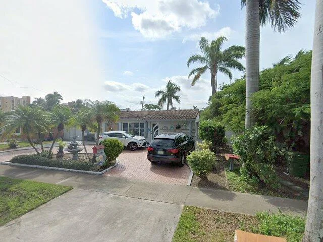 House image located at Hallandale, FL 33009
