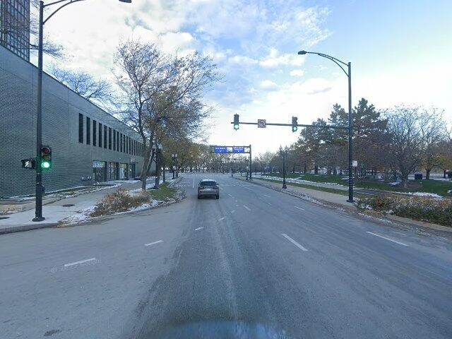 House image located at Freeport, IL 61032