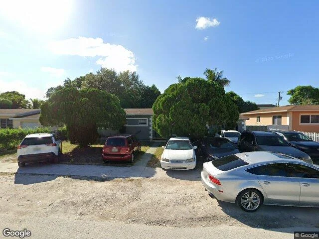 House image located at Miami, FL 33168