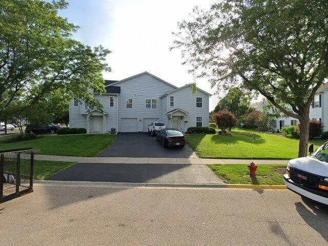 House image located at Aurora, IL 60503