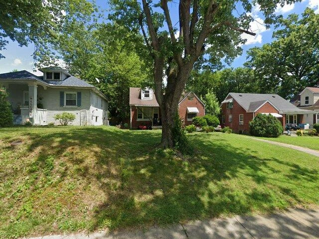 House image located at Louisville, KY 40215
